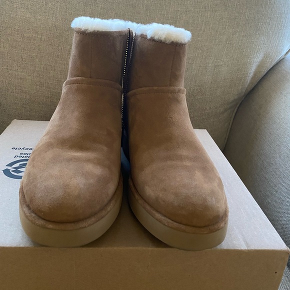 UGGs Booties - Picture 6 of 10